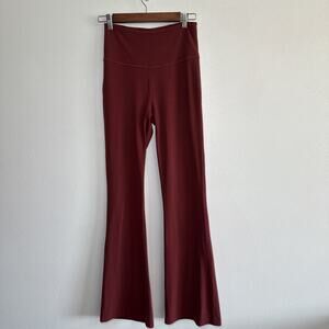 Lululemon Groove Nulu Super-High-Rise Flared Pant Regular Size 6 Garant